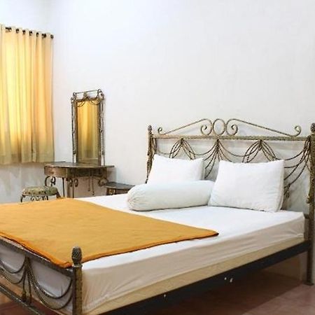 Hotel Ruang Tidur At Dpalma Bogor Exterior foto