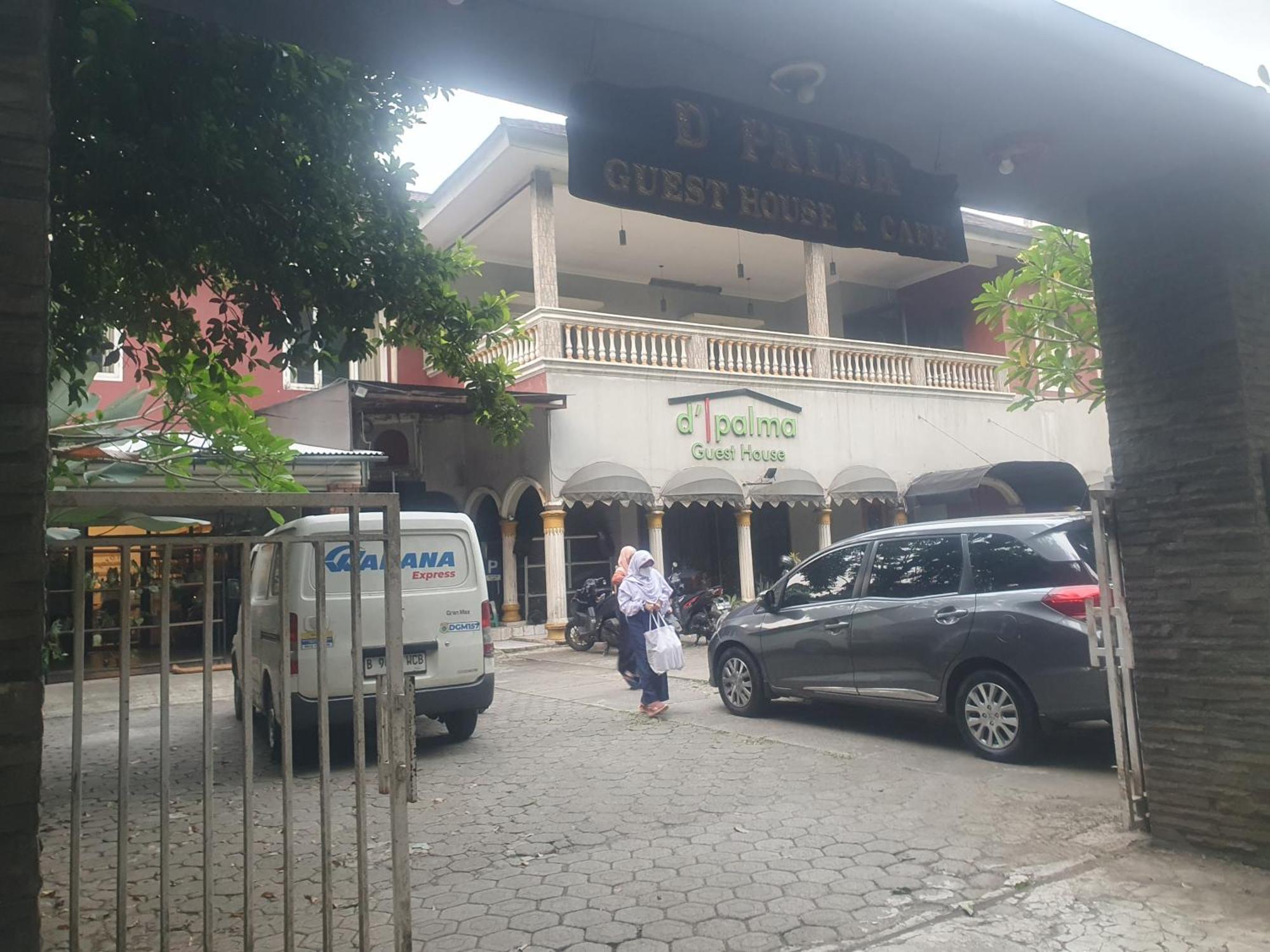 Hotel Ruang Tidur At Dpalma Bogor Exterior foto